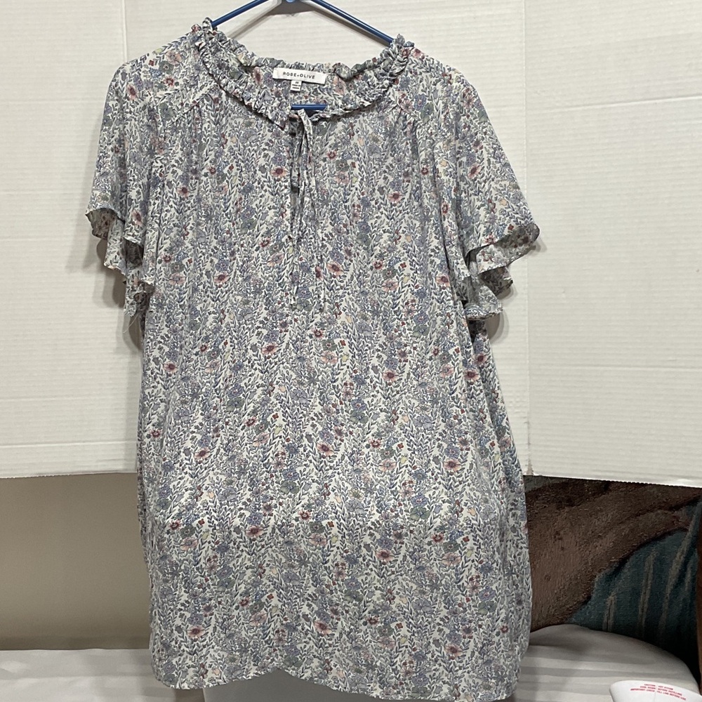 Rose & Olive Floral Skirt in Blue and White